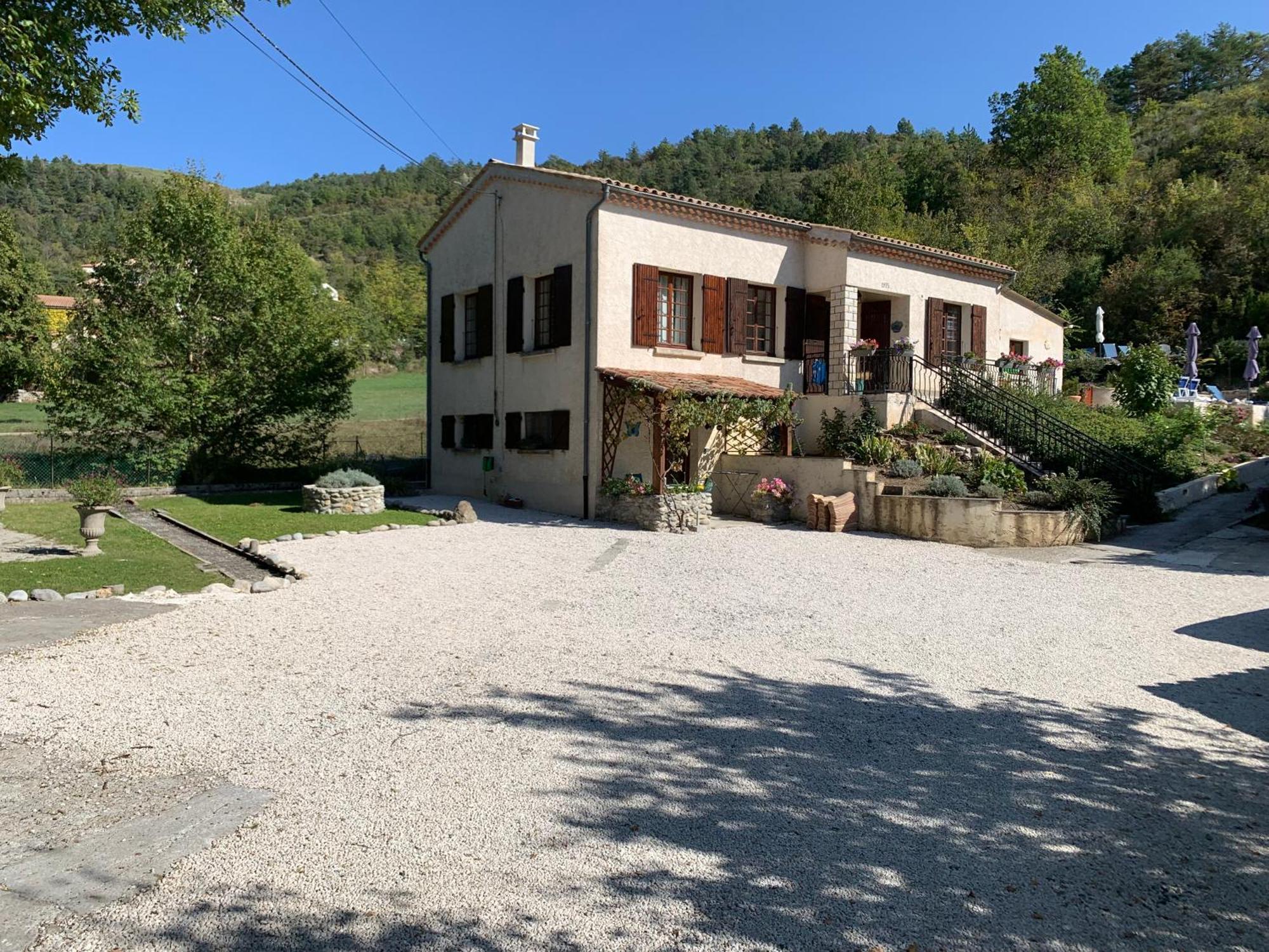 Maison Castellane Chambre D'Hotes B&B Exterior foto